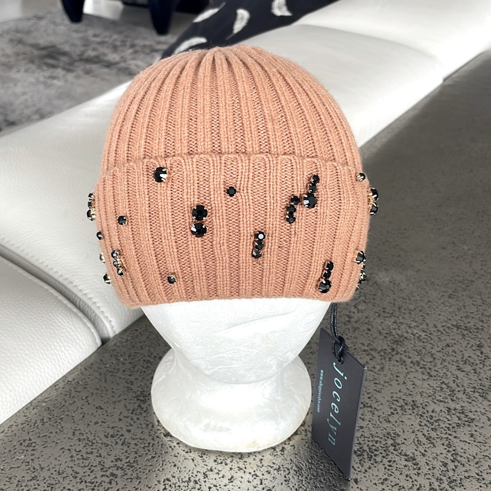 NWT JOCELYN JEWELED RIB HAT